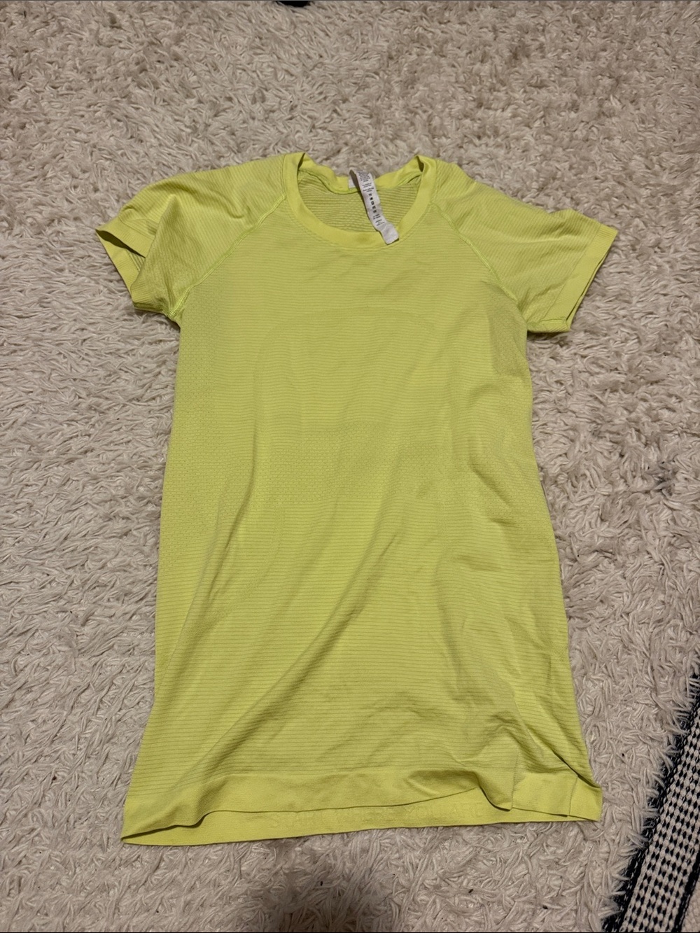 LuluLemon Women’s Active Short Sleeve Top - Neon Yellow